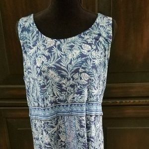 Sleeveless knit maxi dress